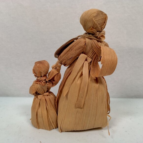 Vintage Hand Made Cornhusk Doll Pair Mom Daughter Woman Spinning Yarn Folk Art - Picture 16 of 16